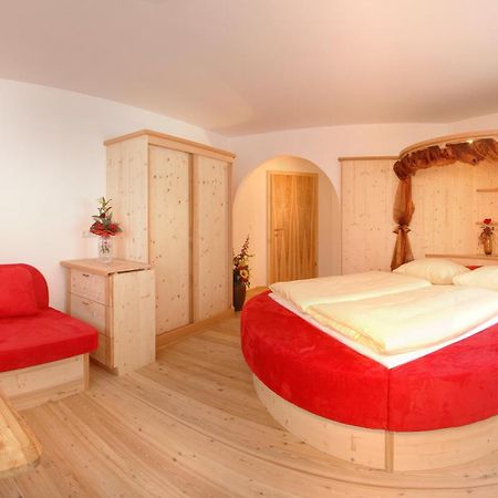 Bed & Breakfast Landhaus Strasser Зёлль Номер фото