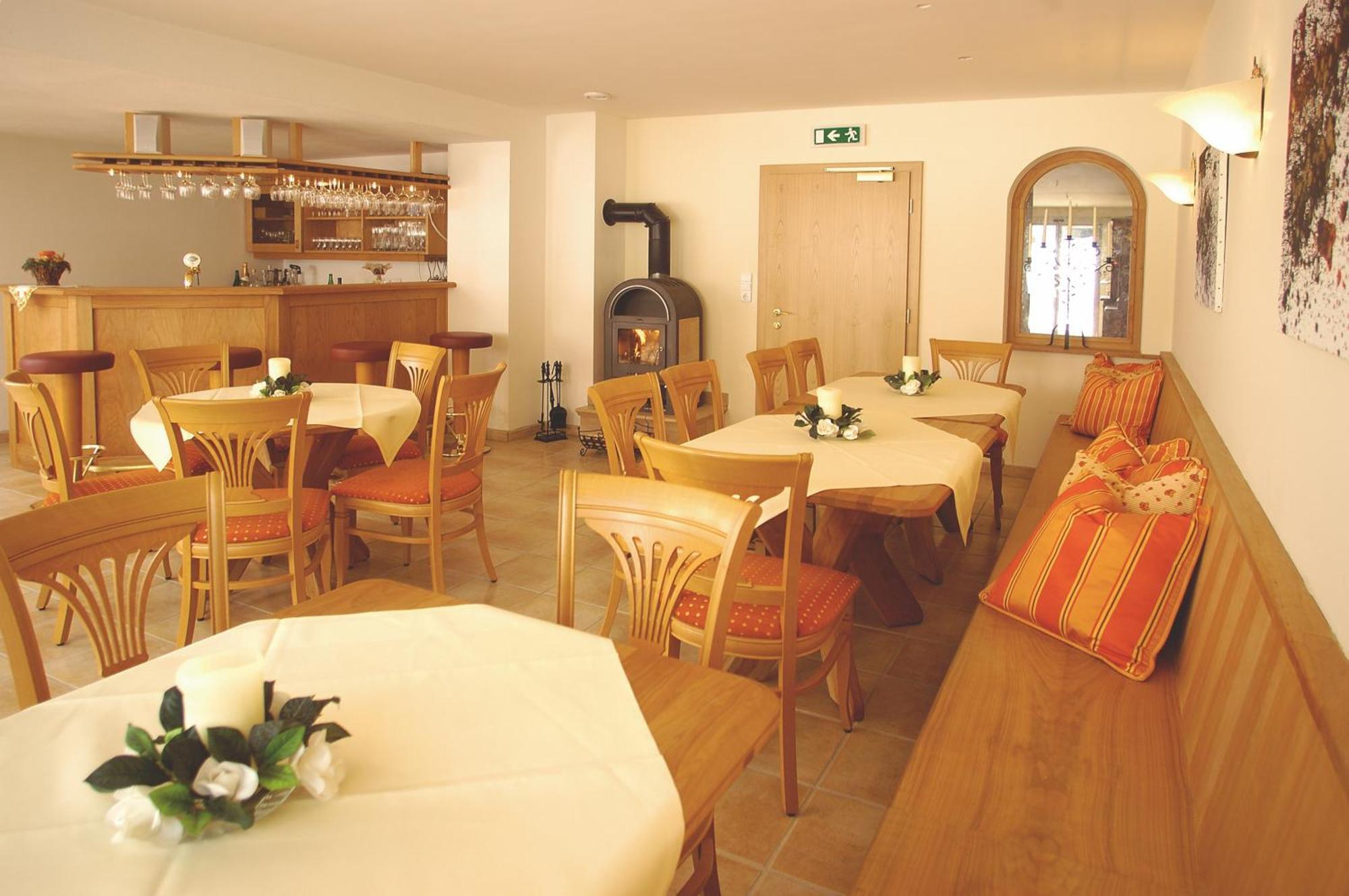Bed & Breakfast Landhaus Strasser Зёлль Экстерьер фото