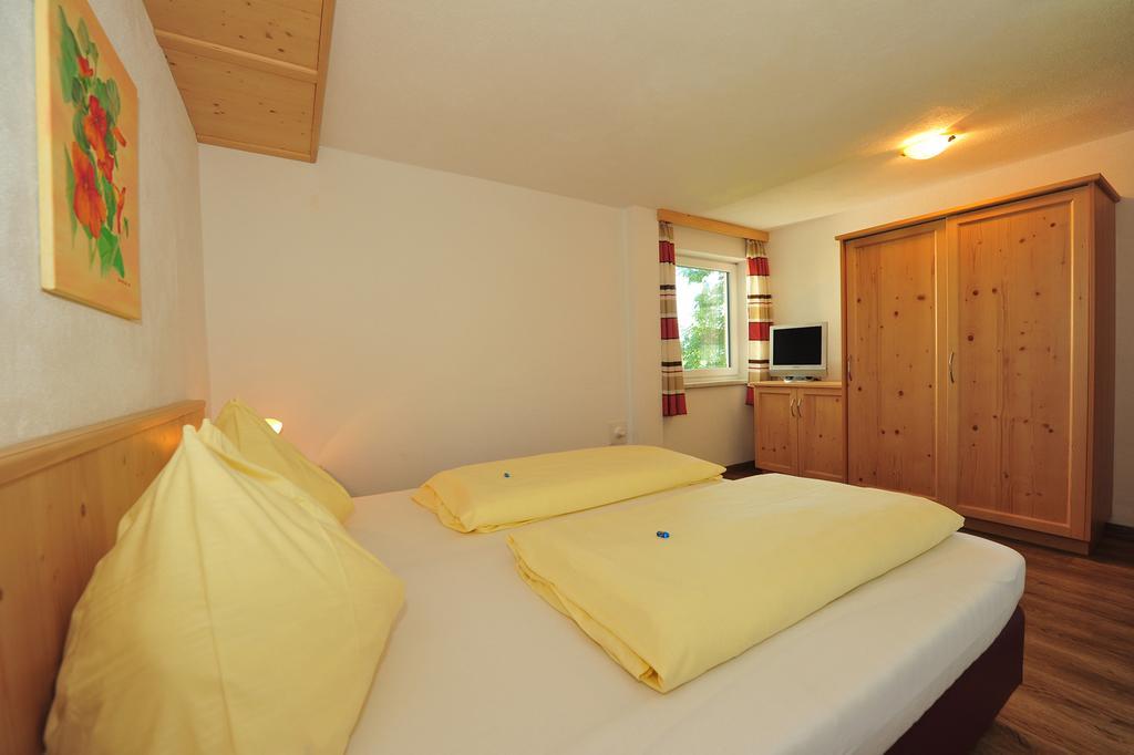 Bed & Breakfast Landhaus Strasser Зёлль Экстерьер фото