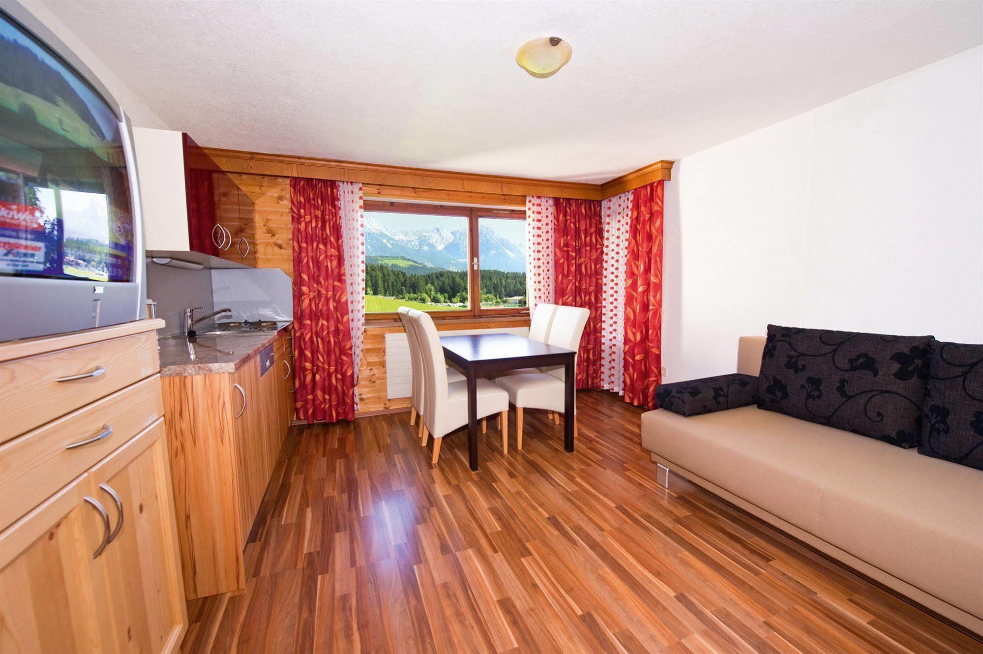 Bed & Breakfast Landhaus Strasser Зёлль Экстерьер фото